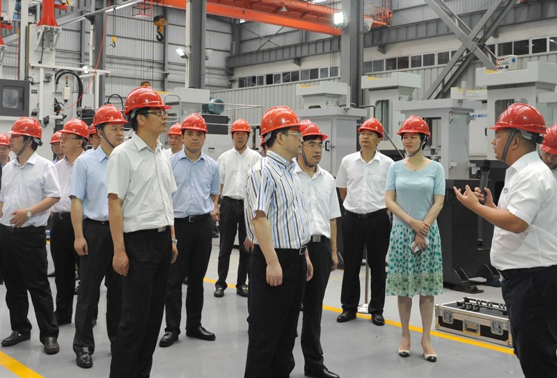 高端拉床,專用機床,內(nèi)拉床,外拉床,數(shù)控機床,自動化生產(chǎn)線,工業(yè)機器人,拉床,拉刀,自動化