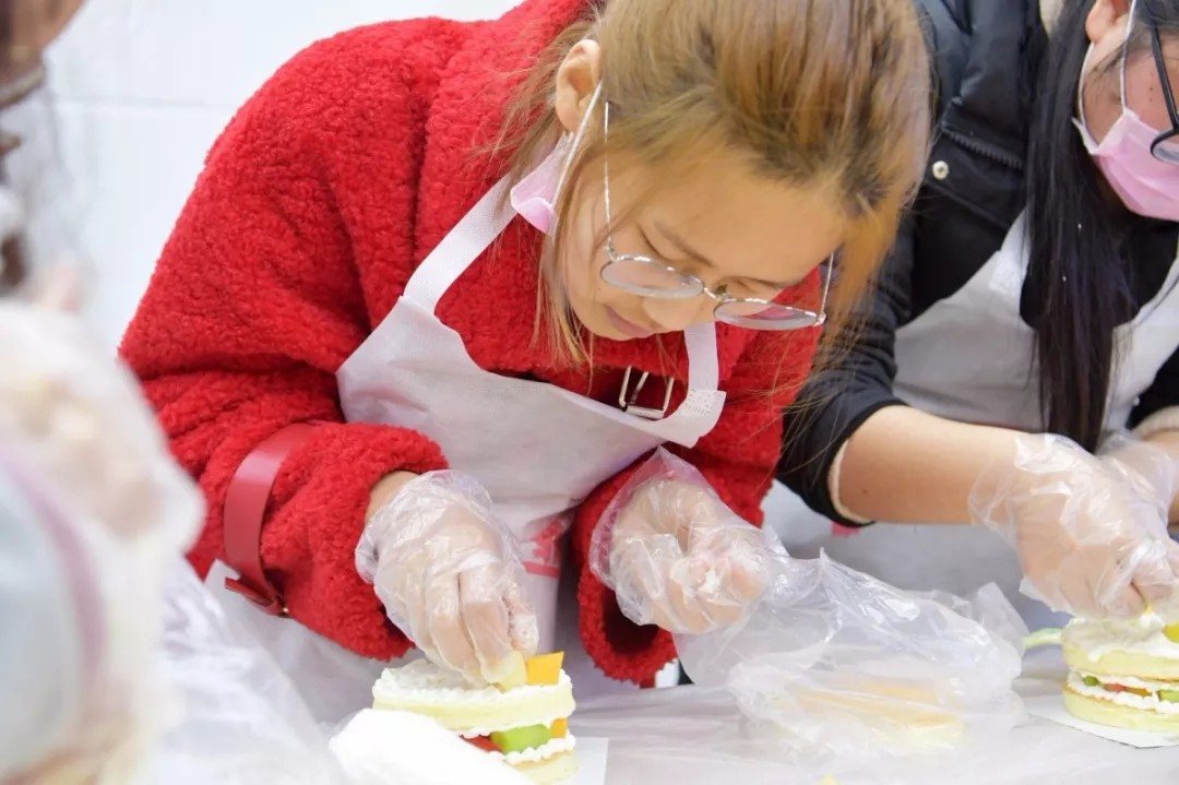 高端拉床,專(zhuān)用機(jī)床,內(nèi)拉床,外拉床,數(shù)控機(jī)床,自動(dòng)化生產(chǎn)線,工業(yè)機(jī)器人,拉床,拉刀,自動(dòng)化 高端拉床,專(zhuān)用機(jī)床,內(nèi)拉床,外拉床,數(shù)控機(jī)床,自動(dòng)化生產(chǎn)線,工業(yè)機(jī)器人,拉床,拉刀,自動(dòng)化