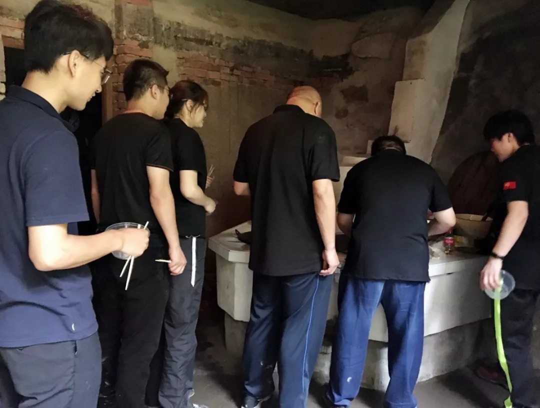 高端拉床,專用機(jī)床,內(nèi)拉床,外拉床,數(shù)控機(jī)床,自動(dòng)化生產(chǎn)線,工業(yè)機(jī)器人,拉床,拉刀,自動(dòng)化 高端拉床,專用機(jī)床,內(nèi)拉床,外拉床,數(shù)控機(jī)床,自動(dòng)化生產(chǎn)線,工業(yè)機(jī)器人,拉床,拉刀,自動(dòng)化