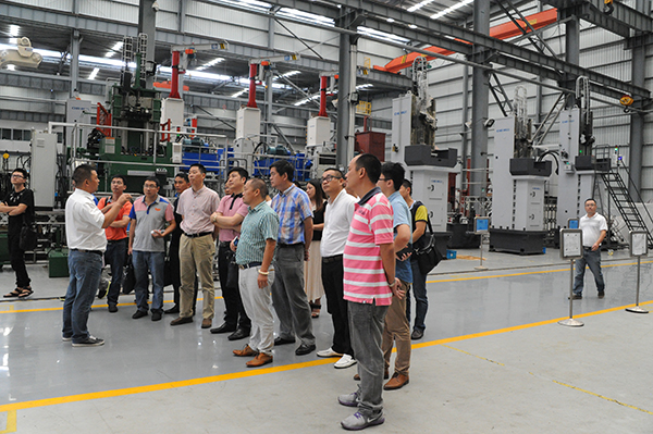 高端拉床,專用機床,內拉床,外拉床,數(shù)控機床,自動化生產線,工業(yè)機器人,拉床,拉刀,自動化 高端拉床,專用機床,內拉床,外拉床,數(shù)控機床,自動化生產線,工業(yè)機器人,拉床,拉刀,自動化