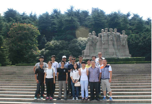 高端拉床,專用機床,內(nèi)拉床,外拉床,數(shù)控機床,自動化生產(chǎn)線,工業(yè)機器人,拉床,拉刀,自動化 高端拉床,專用機床,內(nèi)拉床,外拉床,數(shù)控機床,自動化生產(chǎn)線,工業(yè)機器人,拉床,拉刀,自動化