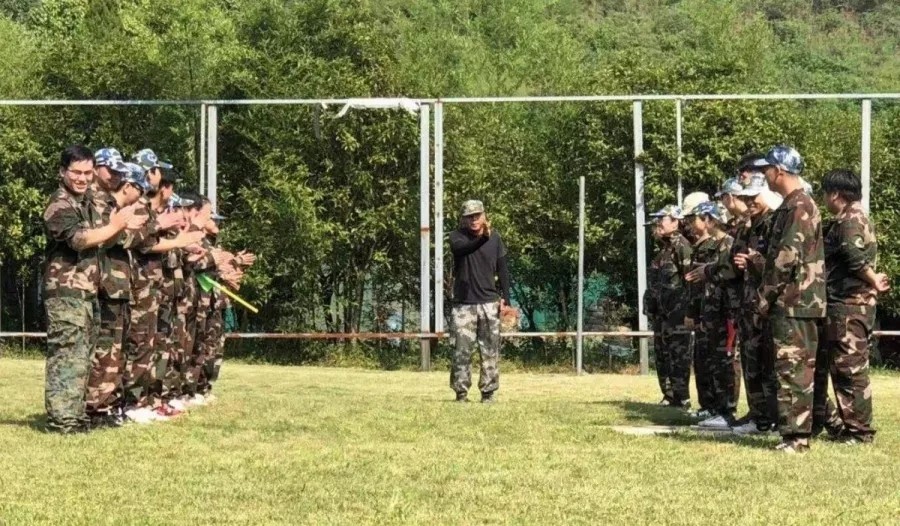 高端拉床,專用機床,內拉床,外拉床,數(shù)控機床,自動化生產(chǎn)線,工業(yè)機器人,拉床,拉刀,自動化 高端拉床,專用機床,內拉床,外拉床,數(shù)控機床,自動化生產(chǎn)線,工業(yè)機器人,拉床,拉刀,自動化