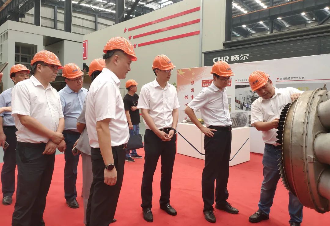 拉床,拉刀,自動化,高端拉床,專用機(jī)床,內(nèi)拉床,外拉床,數(shù)控機(jī)床,自動化生產(chǎn)線,工業(yè)機(jī)器人